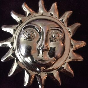 Sun face belt buckle